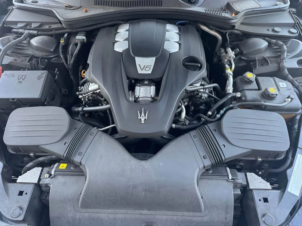 2019 Maserati Ghibli 3rd Gen - Image 10 of 19
