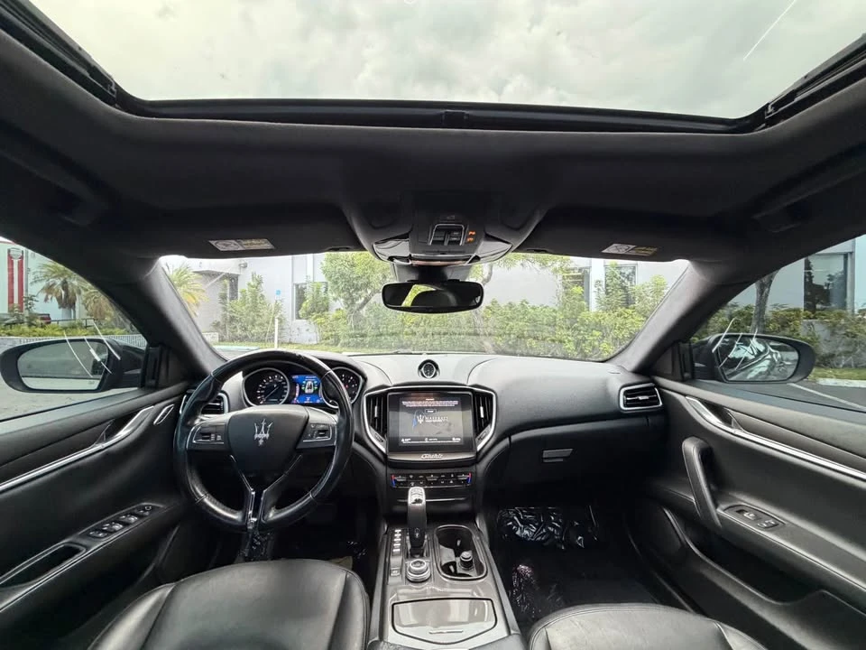 2019 Maserati Ghibli 3rd Gen - Image 9 of 15