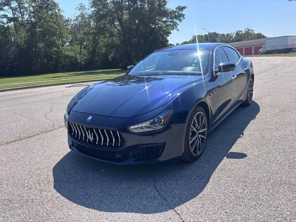 2019 Maserati Ghibli 3rd Gen - Image 2 of 19
