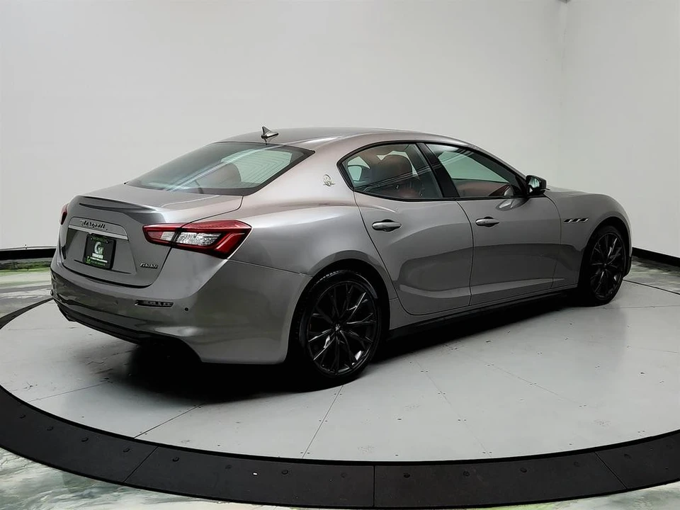 2019 Maserati Ghibli 3rd Gen - Image 5 of 12
