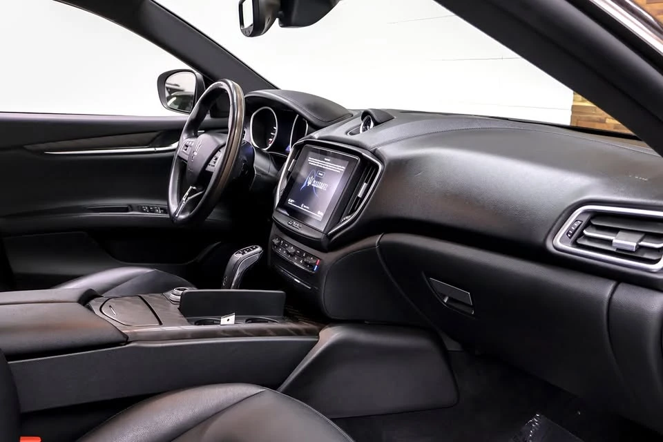 2019 Maserati Ghibli 3rd Gen - Image 12 of 19