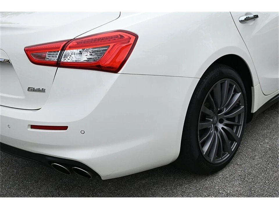 2019 Maserati Ghibli 3rd Gen - Image 18 of 31