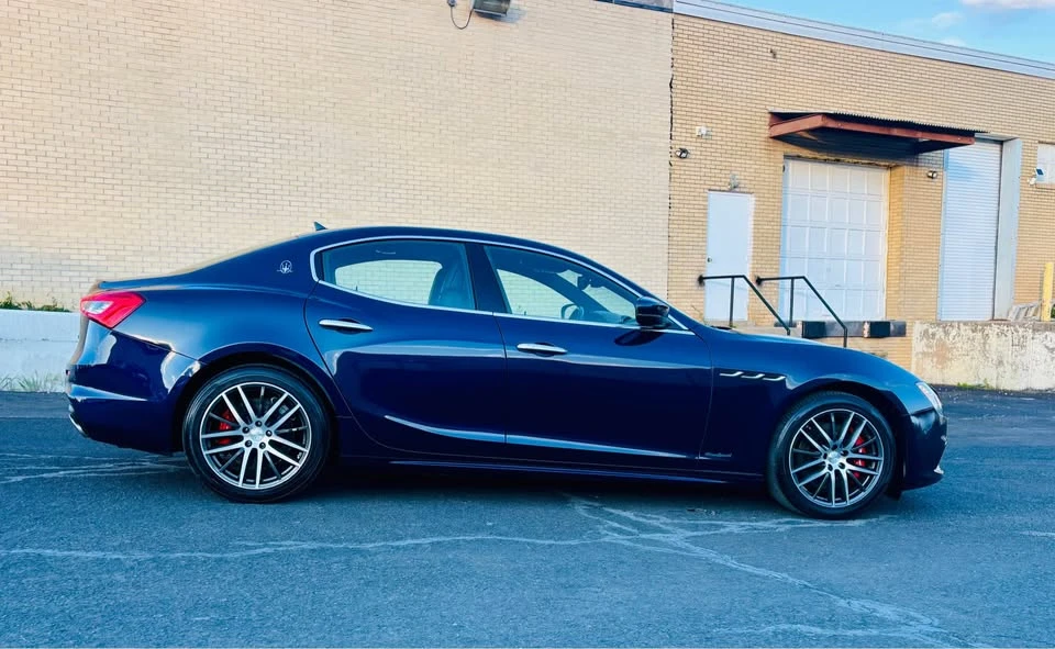 2019 Maserati Ghibli 3rd Gen - Image 2 of 17