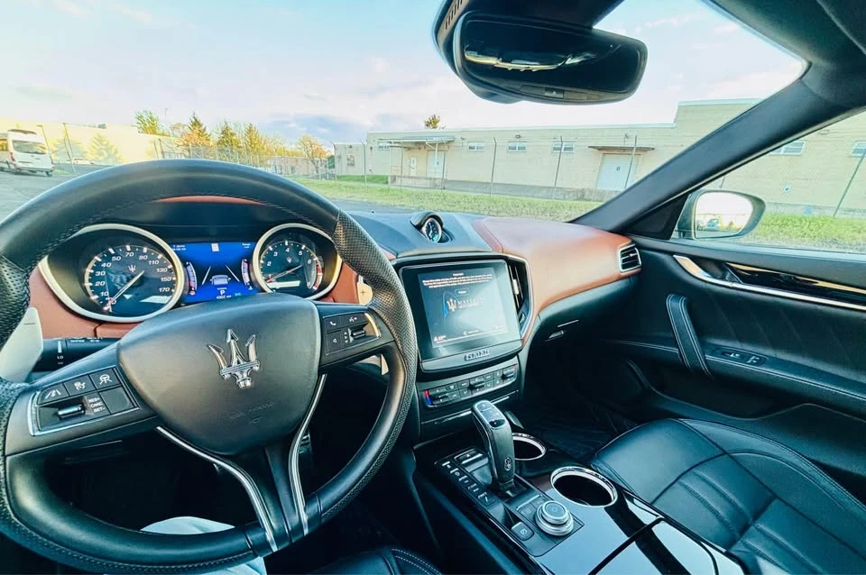 2019 Maserati Ghibli 3rd Gen - Image 11 of 17