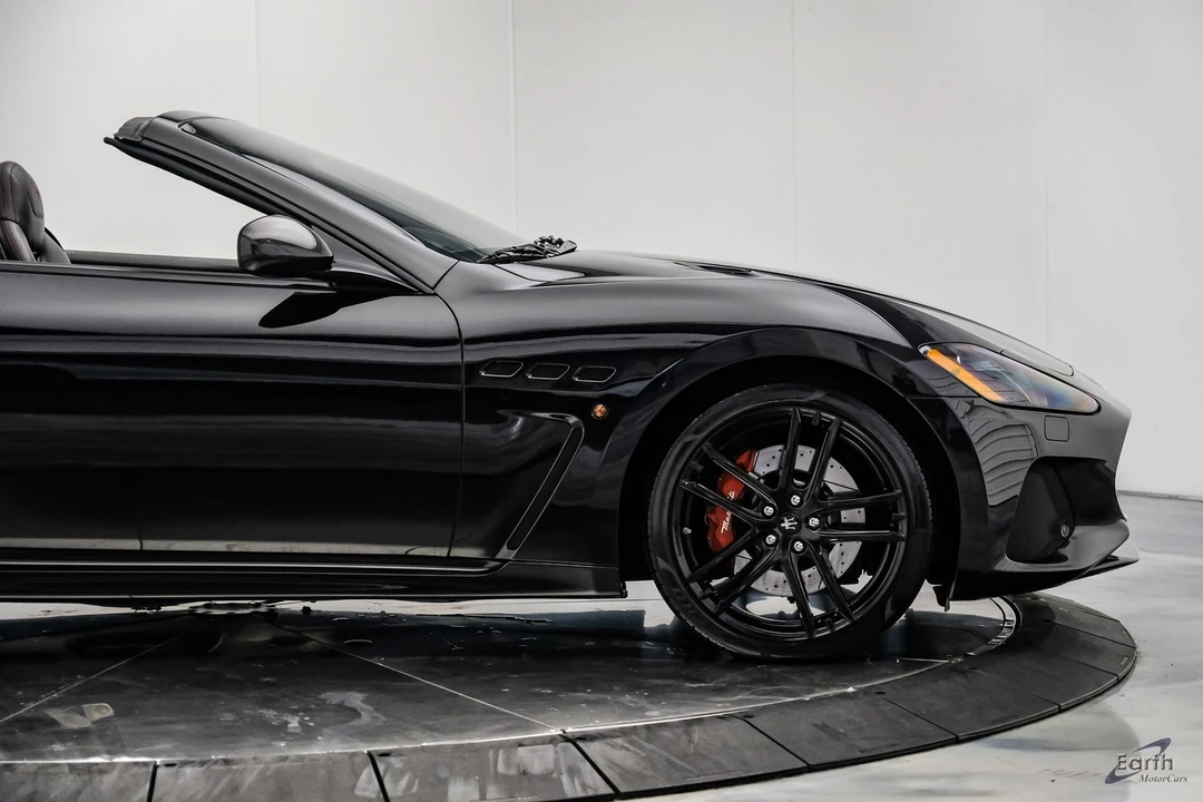 2019 Maserati - Image 27 of 31