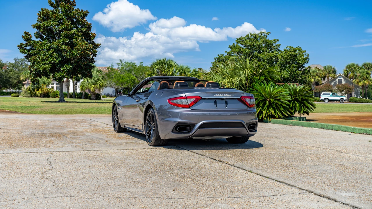 2019 Maserati GranTurismo 2nd Gen - Image 12 of 31