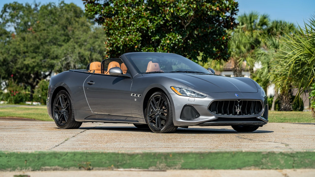 2019 Maserati GranTurismo 2nd Gen - Image 2 of 31
