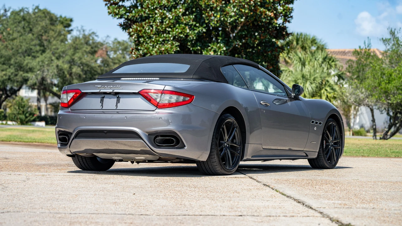 2019 Maserati GranTurismo 2nd Gen - Image 19 of 31