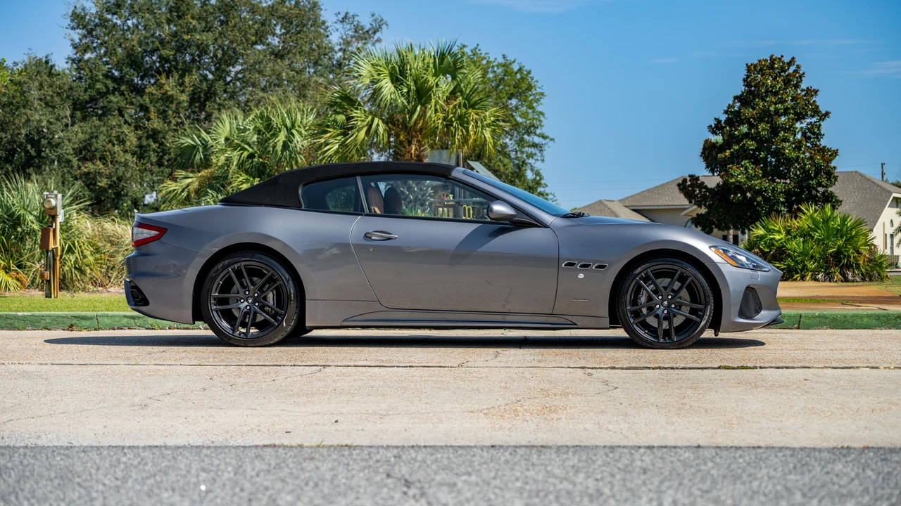 2019 Maserati GranTurismo 2nd Gen - Image 18 of 31