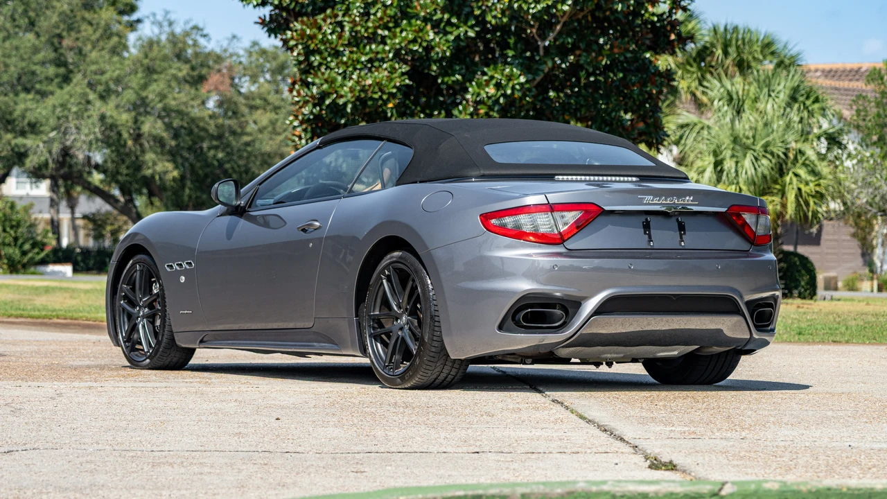 2019 Maserati GranTurismo 2nd Gen - Image 21 of 31