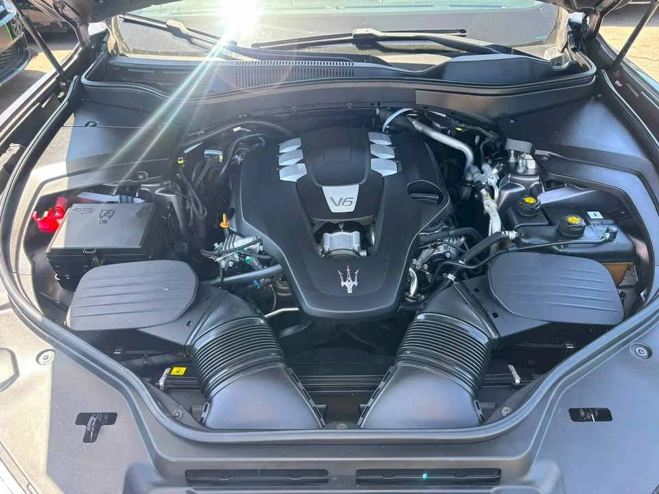 2019 Maserati Levante - Image 11 of 20