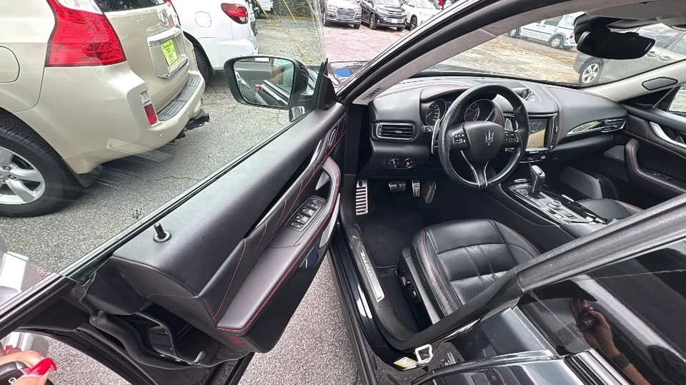 2019 Maserati Levante - Image 9 of 20