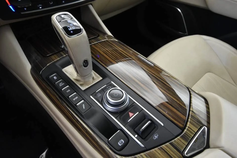 2019 Maserati Levante - Image 17 of 20