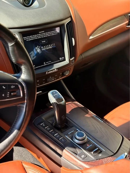 2019 Maserati Levante - Image 5 of 14
