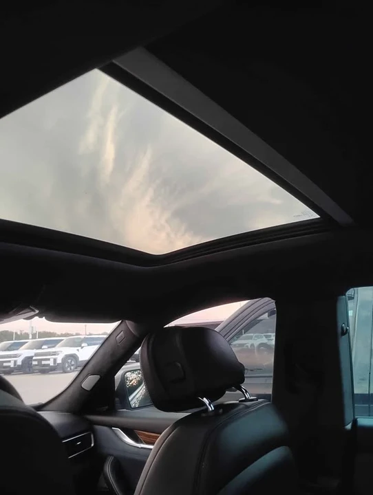 2019 Maserati Levante - Image 5 of 8