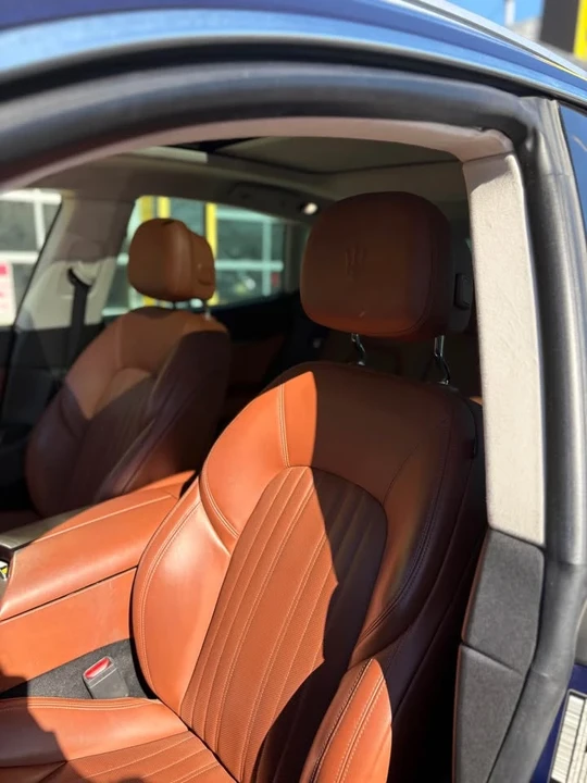 2019 Maserati Levante - Image 7 of 14