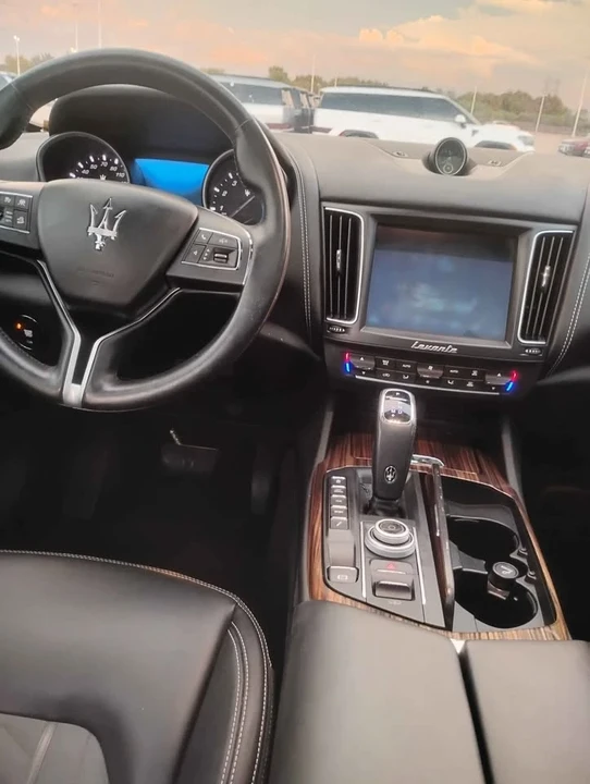 2019 Maserati Levante - Image 7 of 8