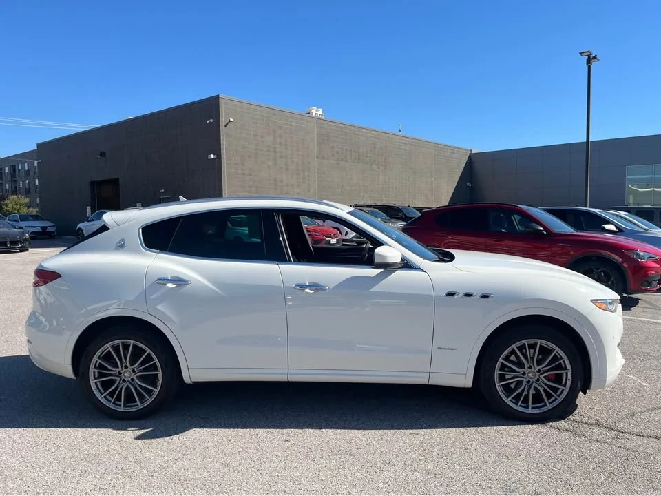 2019 Maserati Levante - Image 3 of 12