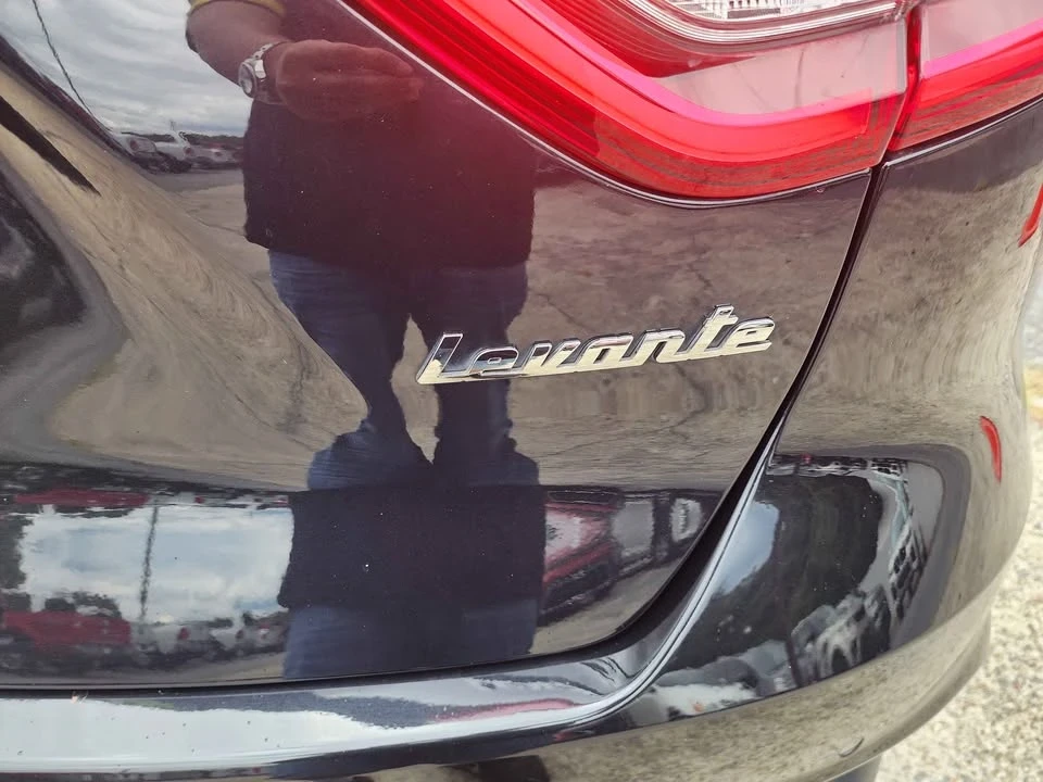 2019 Maserati Levante - Image 8 of 17