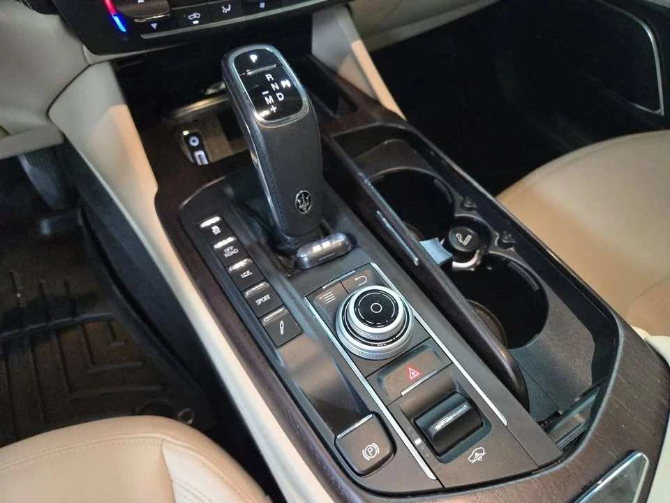 2019 Maserati Levante - Image 12 of 20