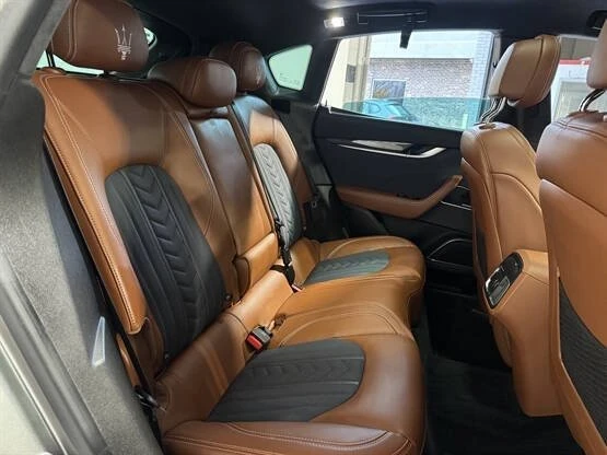 2019 Maserati Levante - Image 16 of 20