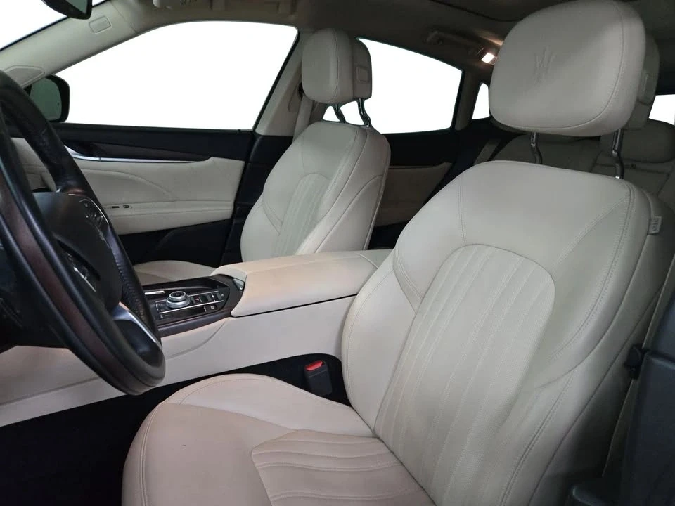 2019 Maserati Levante - Image 15 of 20