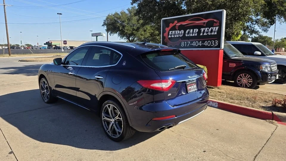 2019 Maserati Levante - Image 2 of 20
