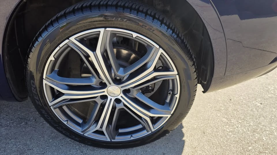 2019 Maserati Levante - Image 17 of 20