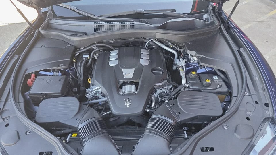 2019 Maserati Levante - Image 16 of 20