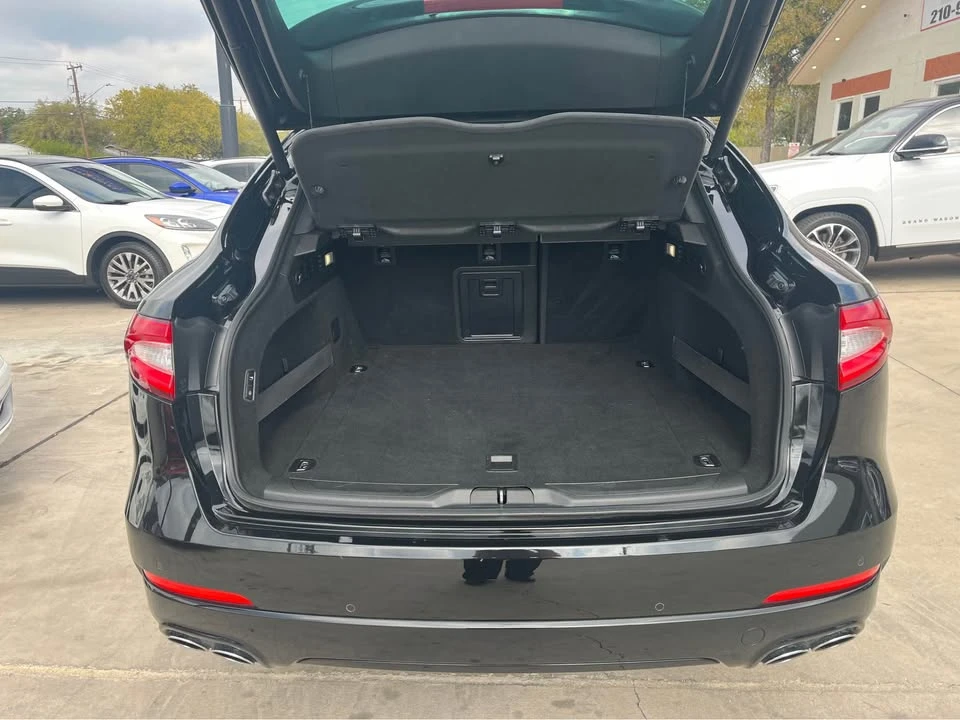 2019 Maserati Levante - Image 13 of 19
