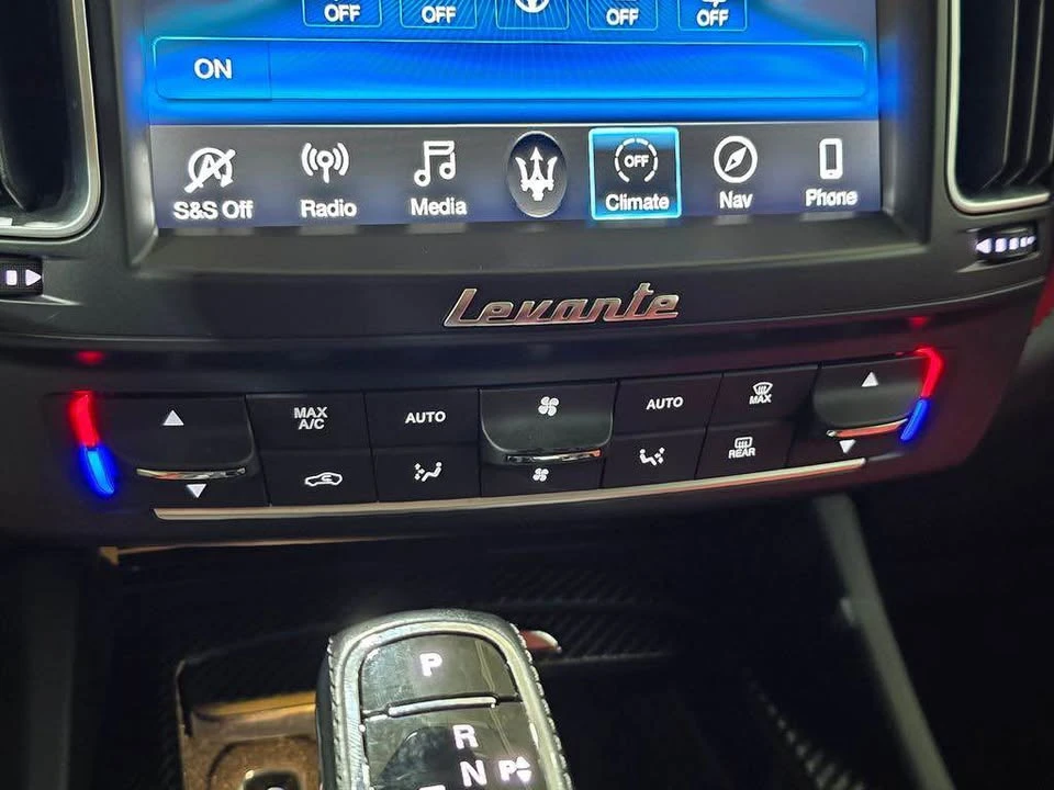2019 Maserati Levante - Image 10 of 17