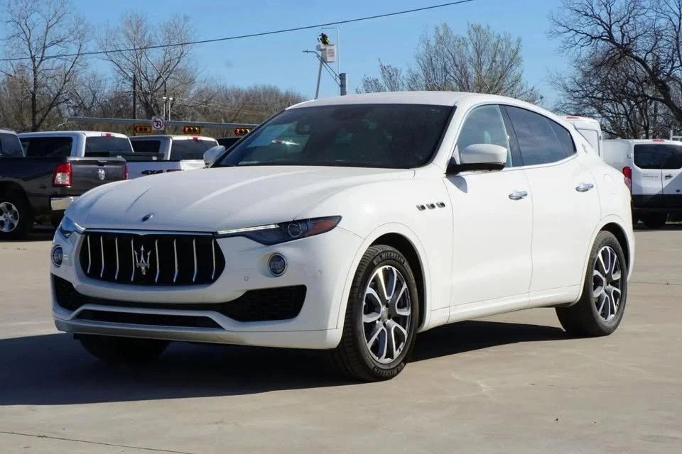 2019 Maserati Levante - Image 2 of 11