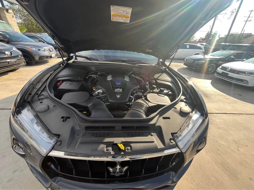 2019 Maserati Levante - Image 2 of 17