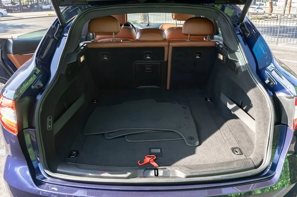 2019 Maserati Levante - Image 10 of 15