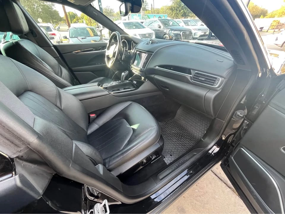 2019 Maserati Levante - Image 12 of 17