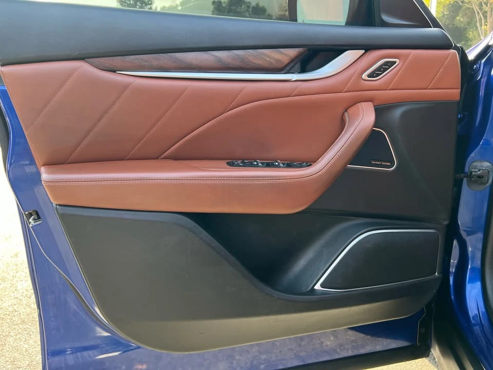 2019 Maserati Levante - Image 11 of 18