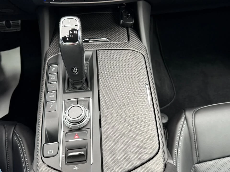 2019 Maserati Levante - Image 8 of 18