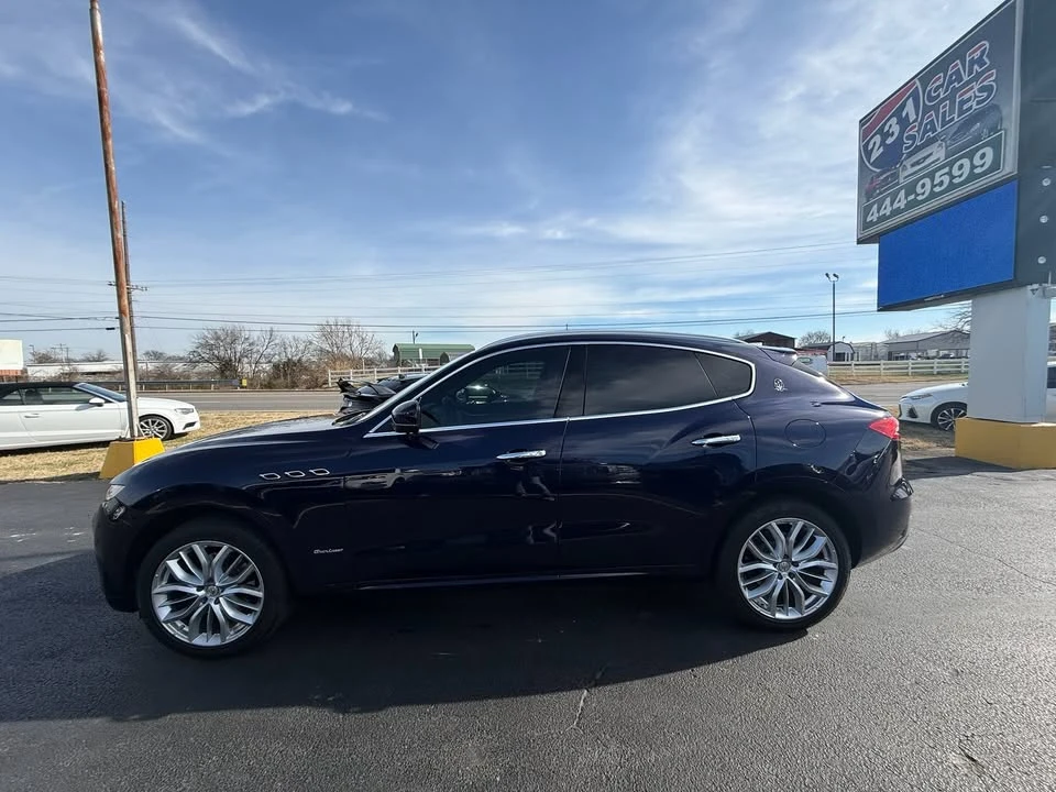 2019 Maserati Levante - Image 5 of 19