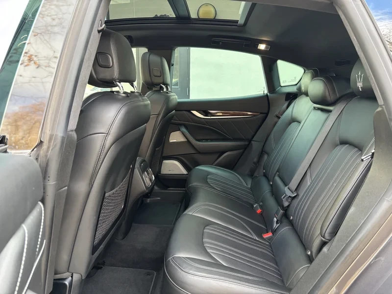 2019 Maserati Levante - Image 8 of 12