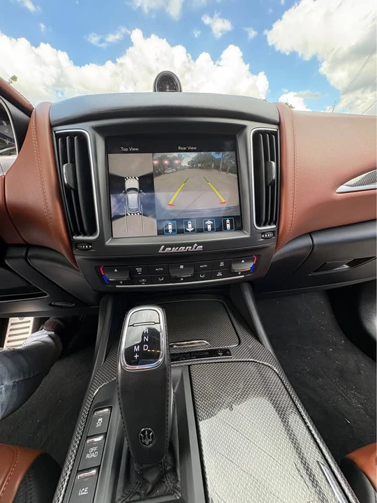 2019 Maserati Levante - Image 16 of 17