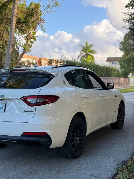 2019 Maserati Levante - Image 6 of 12