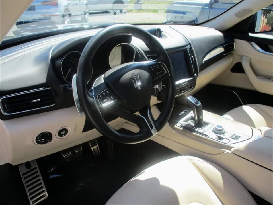 2019 Maserati Levante - Image 11 of 19