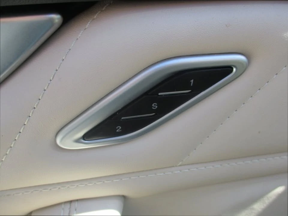 2019 Maserati Levante - Image 9 of 19