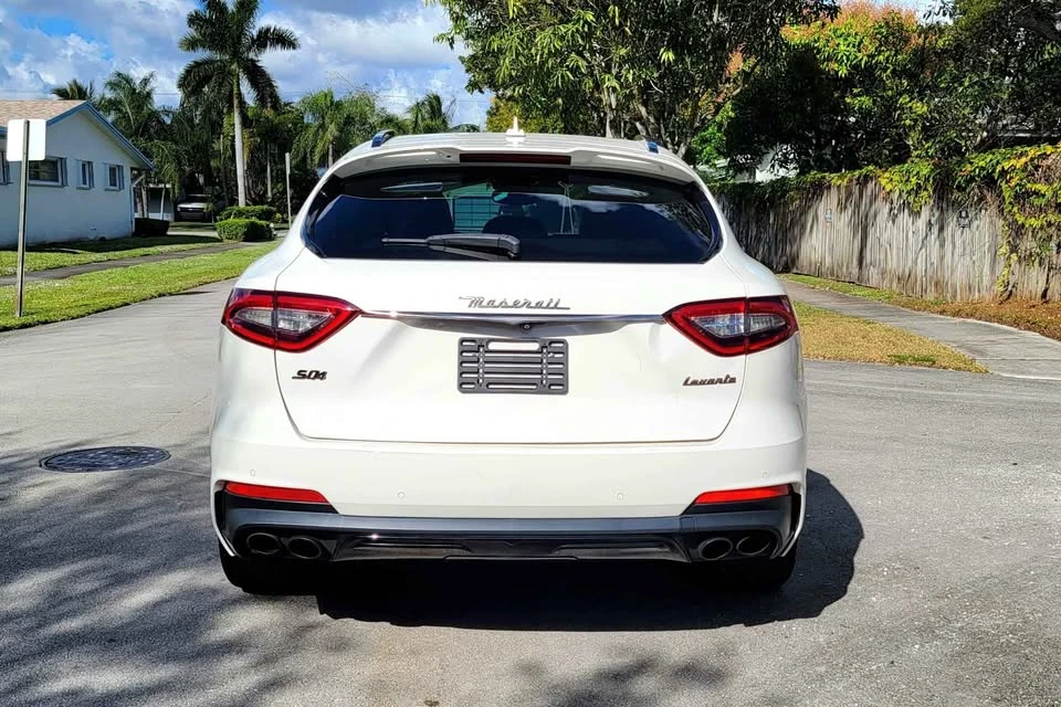 2019 Maserati Levante - Image 5 of 14
