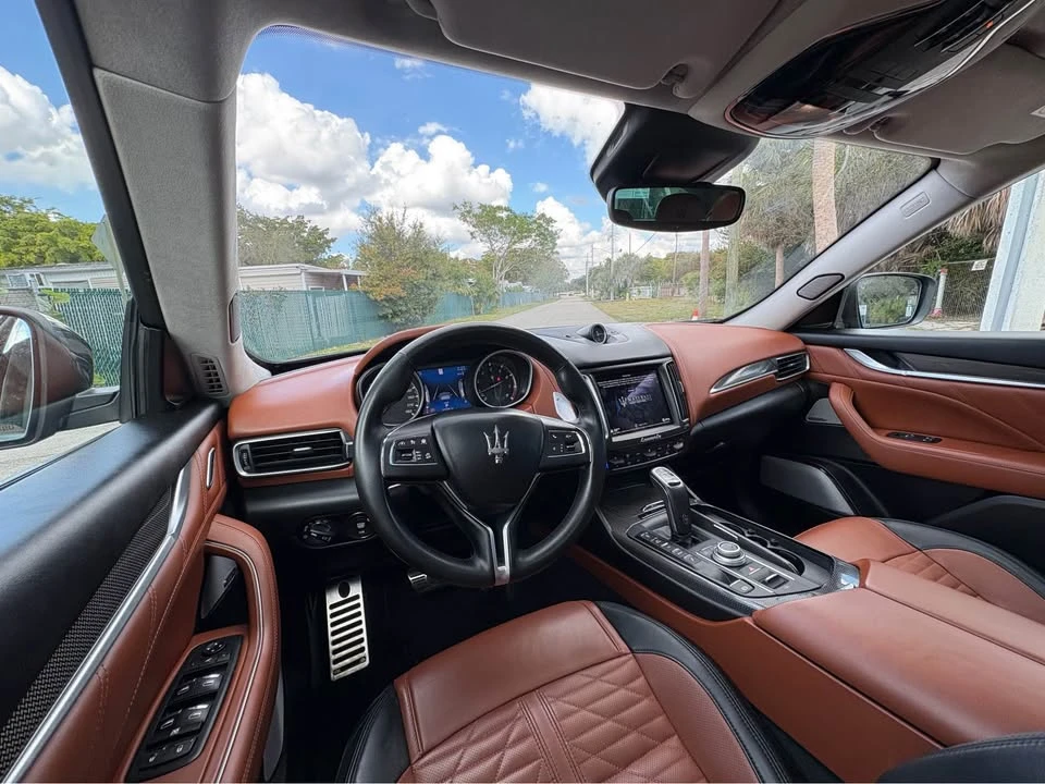 2019 Maserati Levante - Image 7 of 17