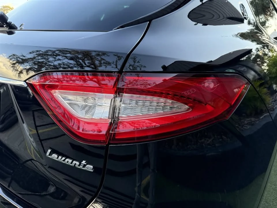 2019 Maserati Levante - Image 11 of 19