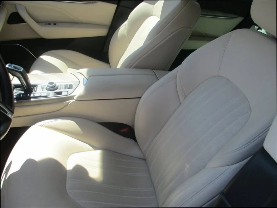2019 Maserati Levante - Image 12 of 19