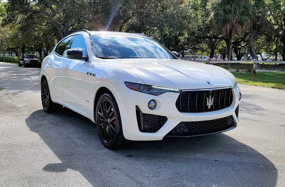 2019 Maserati Levante - Image 2 of 14