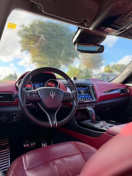 2019 Maserati Levante - Image 11 of 12