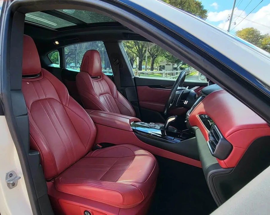 2019 Maserati Levante - Image 2 of 13